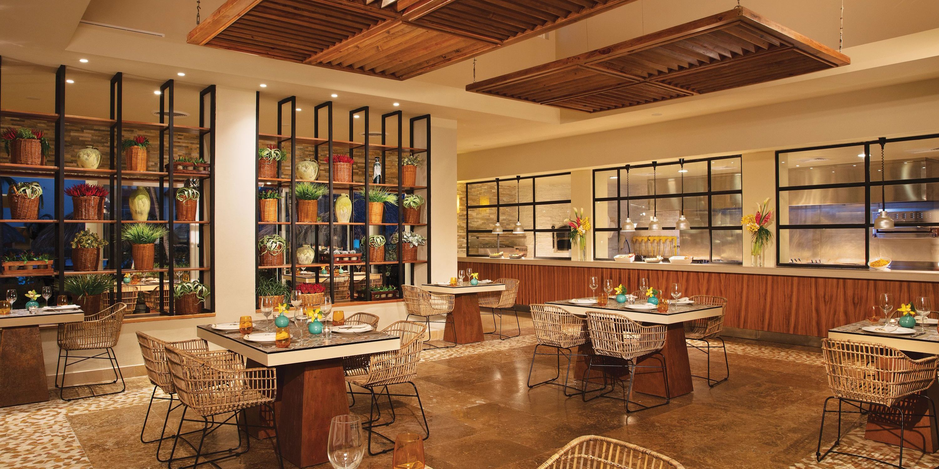 Dreams Royal Beach Restaurant 2