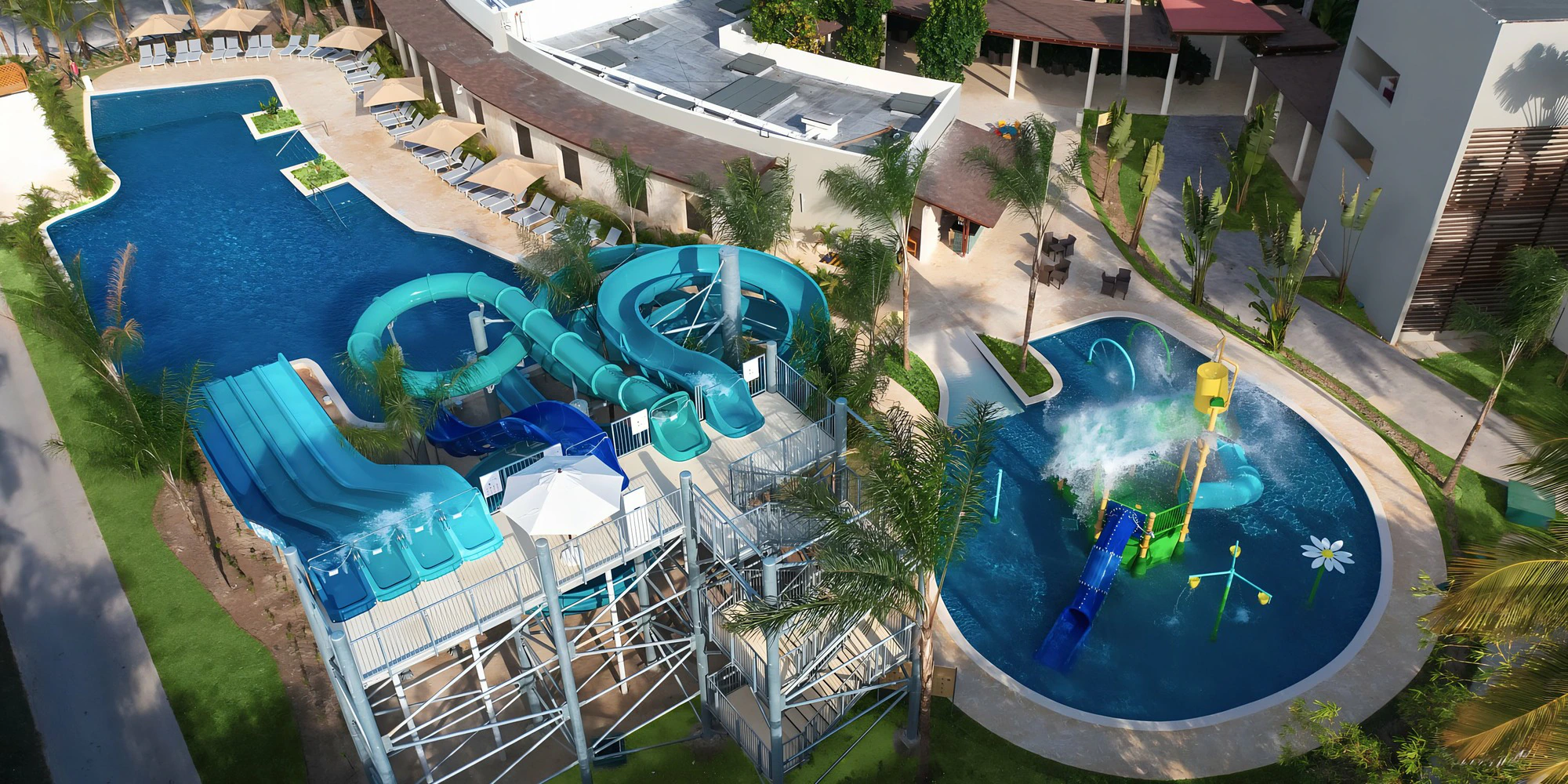 Dreams Royal Beach Waterpark 2000X1000